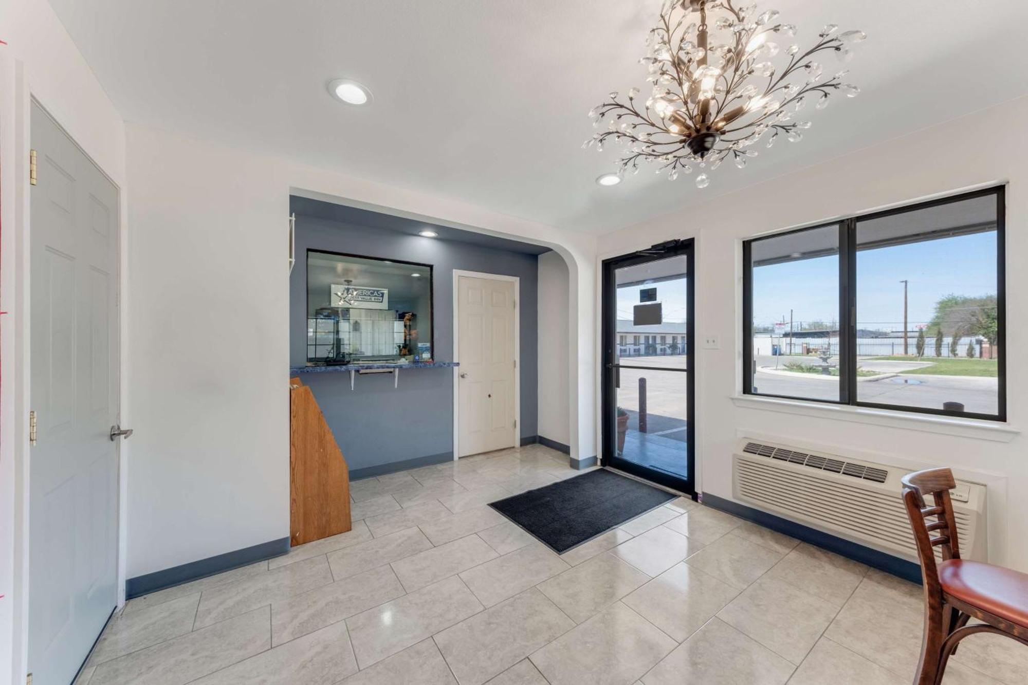Americas Best Value Inn San Antonio Downtown Riverwalk Екстериор снимка